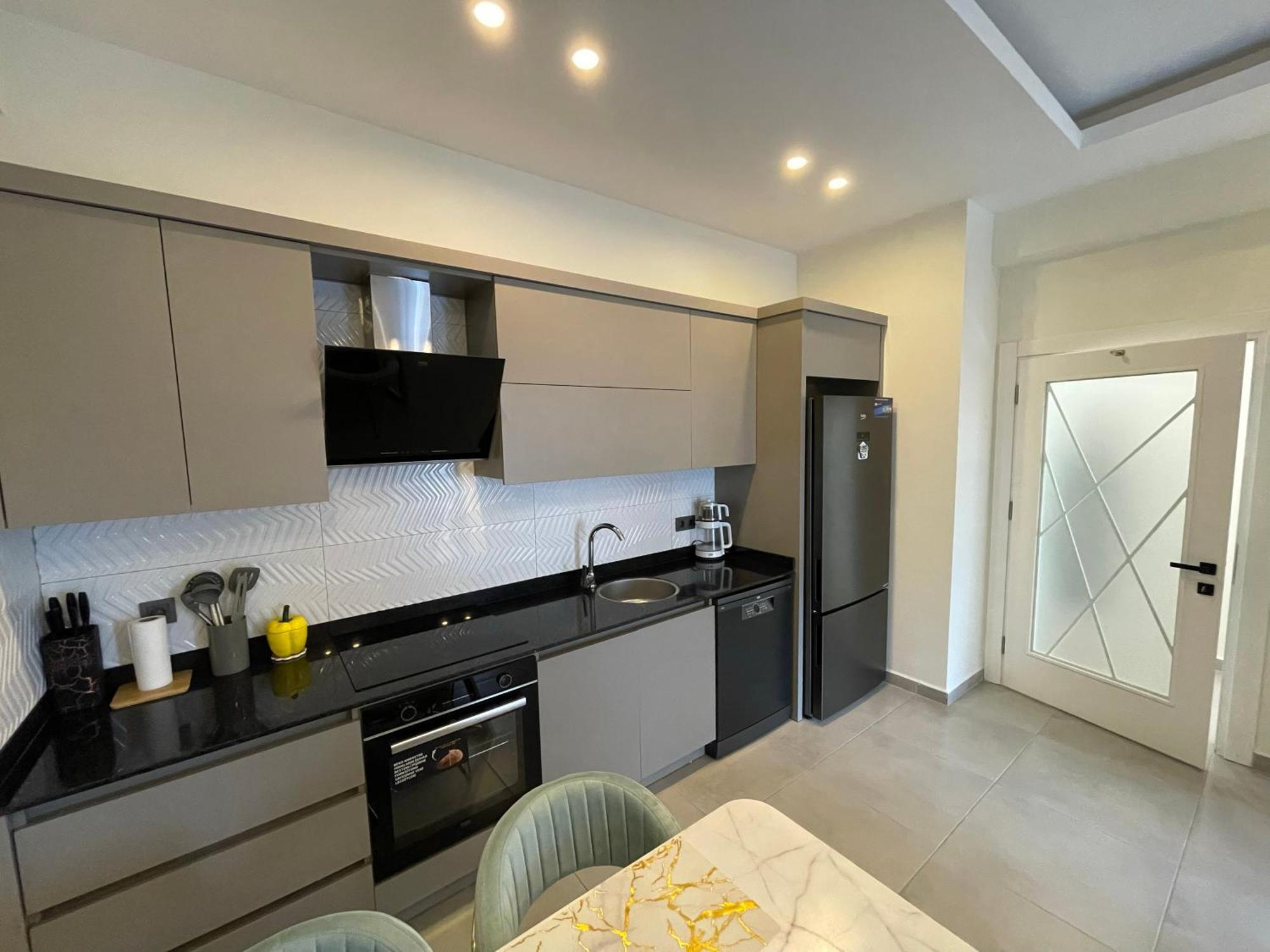 Sa Apartments! 300M To The Beach & Yekta Mall 알란야 외부 사진